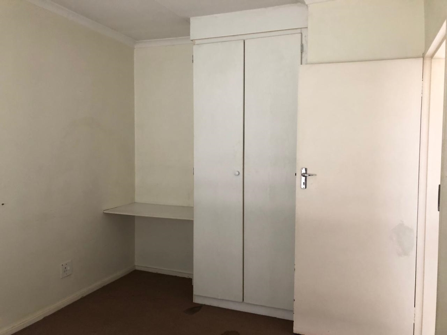 To Let 2 Bedroom Property for Rent in Amberfield Heights Gauteng