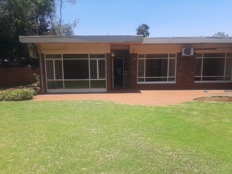 4 Bedroom Property for Sale in East Lynne Gauteng