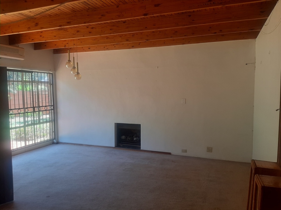 4 Bedroom Property for Sale in East Lynne Gauteng