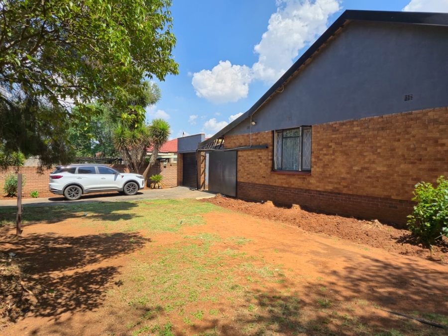 3 Bedroom Property for Sale in Elspark Gauteng