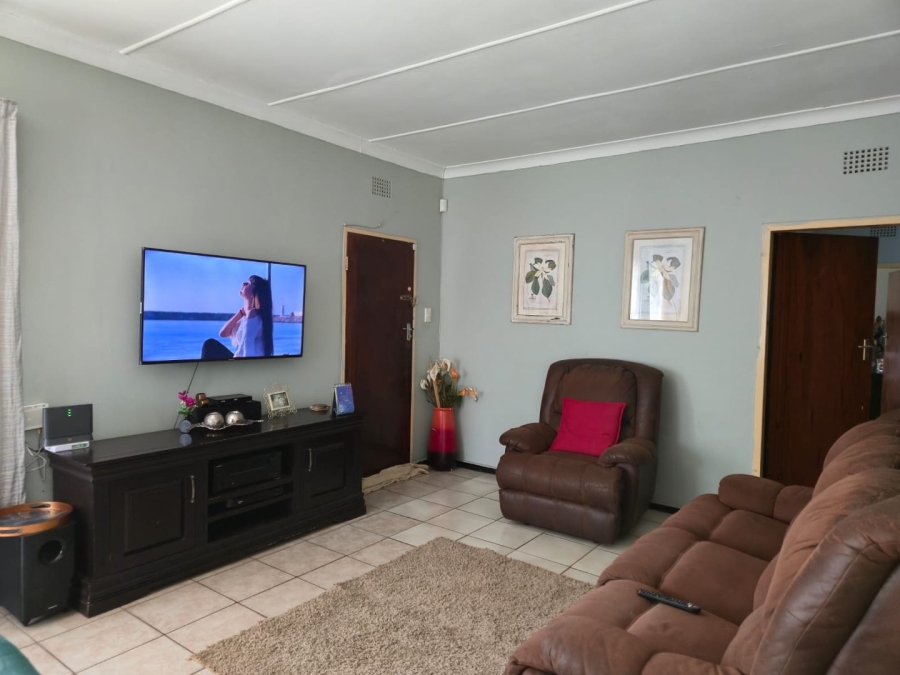 3 Bedroom Property for Sale in Elspark Gauteng