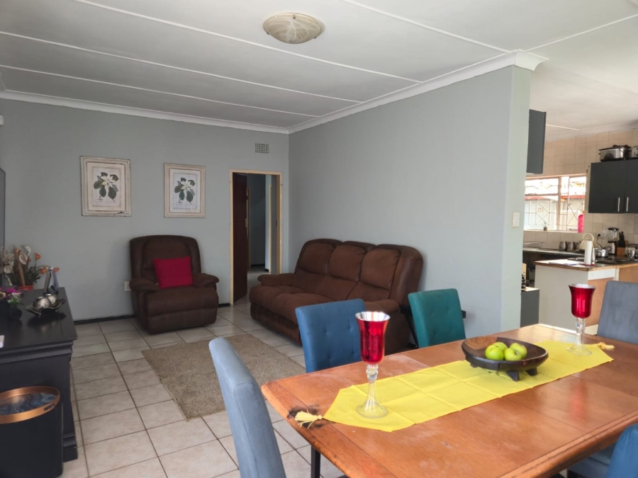 3 Bedroom Property for Sale in Elspark Gauteng