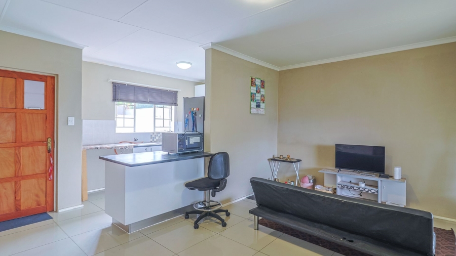 2 Bedroom Property for Sale in Allens Nek Gauteng