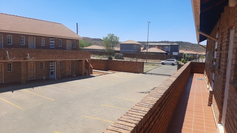 1 Bedroom Property for Sale in Lotus Gardens Gauteng