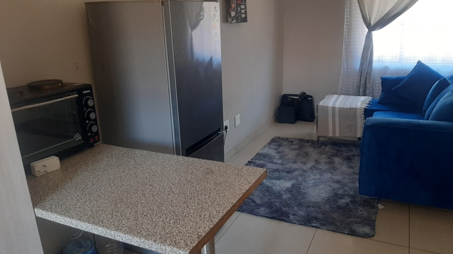 1 Bedroom Property for Sale in Lotus Gardens Gauteng