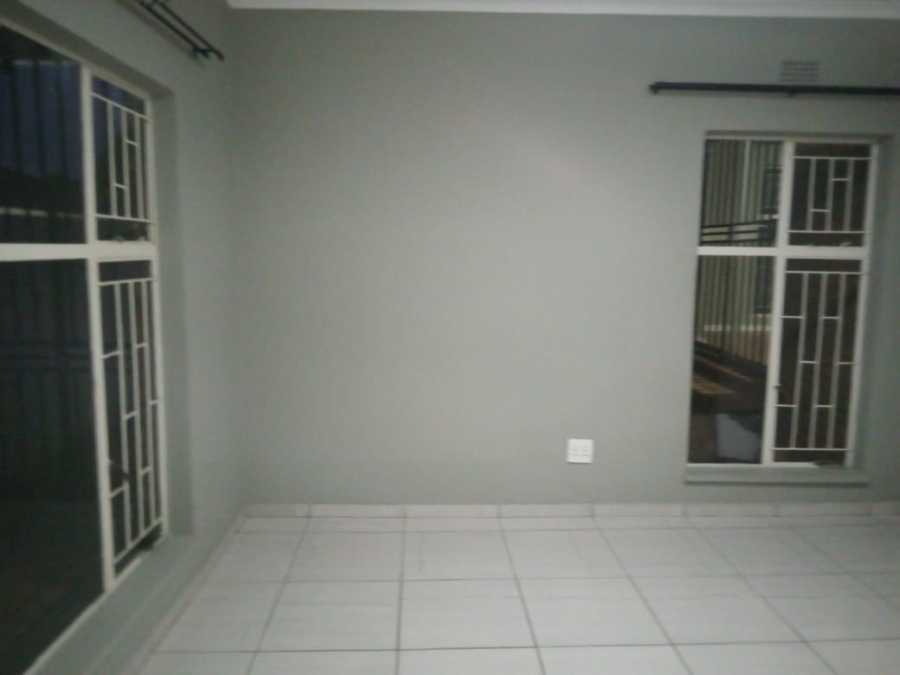 To Let 3 Bedroom Property for Rent in Naturena Gauteng