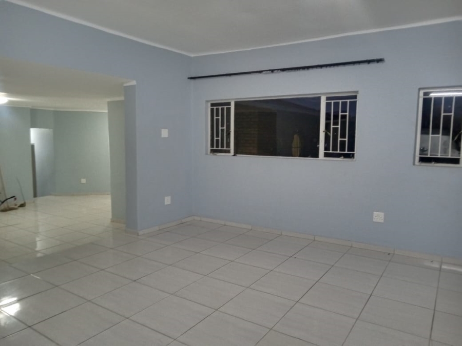 To Let 3 Bedroom Property for Rent in Naturena Gauteng