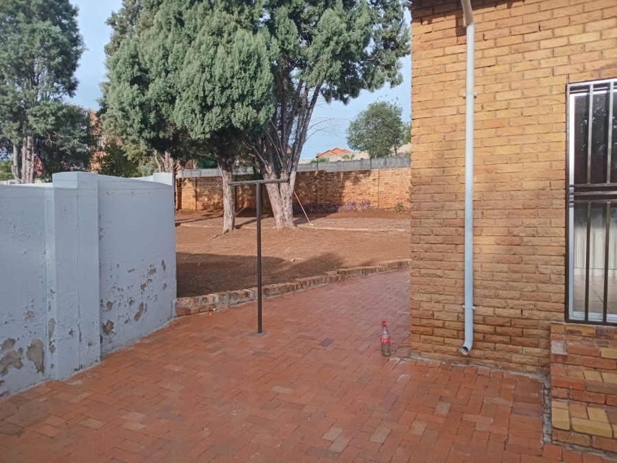 To Let 3 Bedroom Property for Rent in Naturena Gauteng