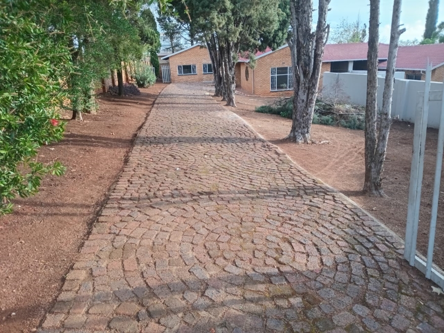 To Let 3 Bedroom Property for Rent in Naturena Gauteng