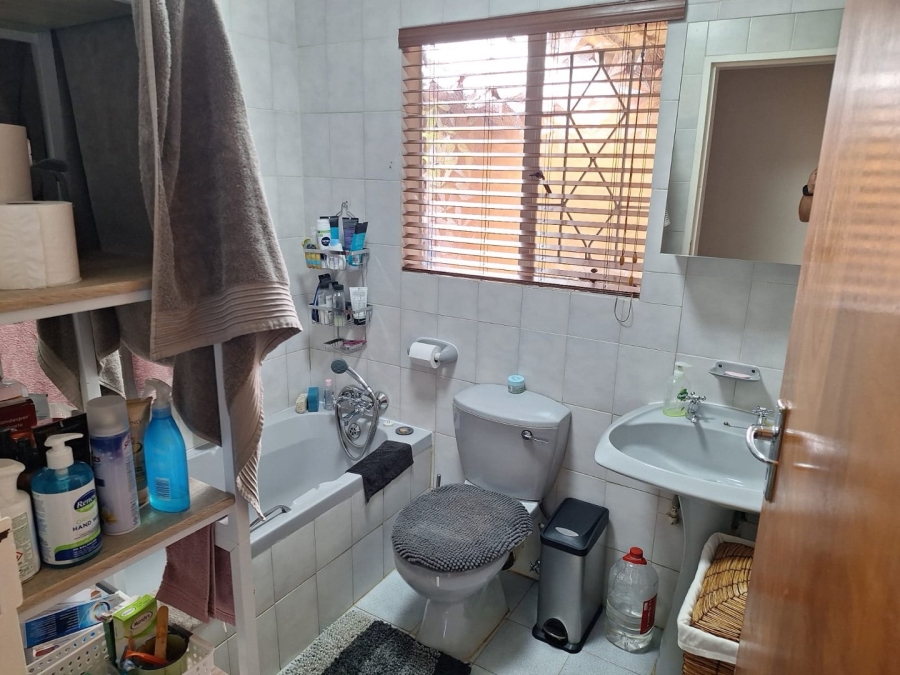 3 Bedroom Property for Sale in Westonaria Gauteng