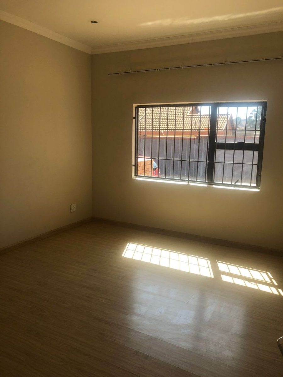 To Let 2 Bedroom Property for Rent in Lenasia South Gauteng