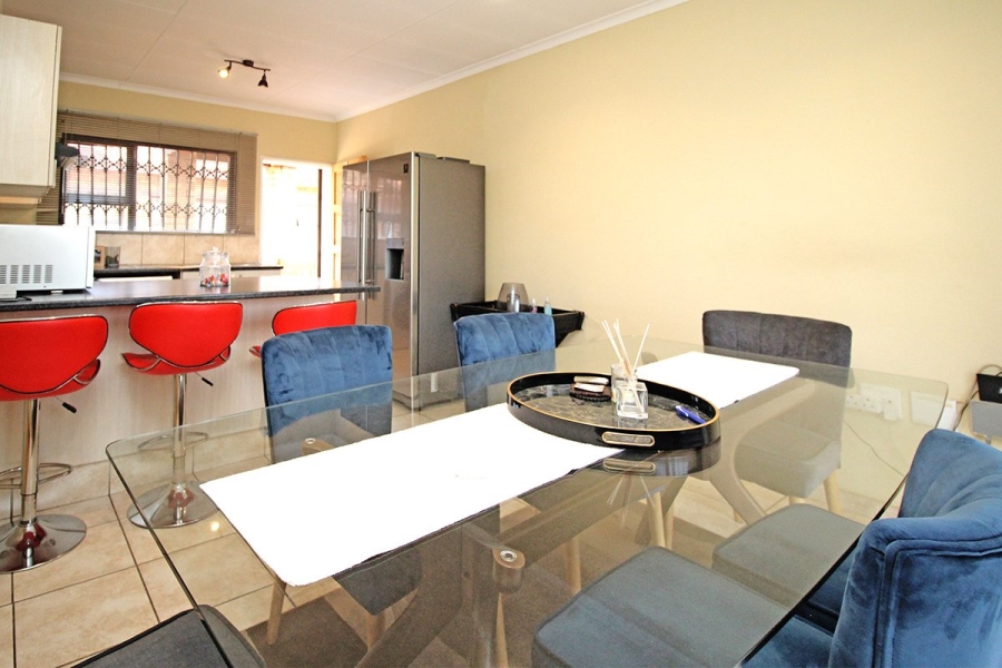 2 Bedroom Property for Sale in Witfield Gauteng