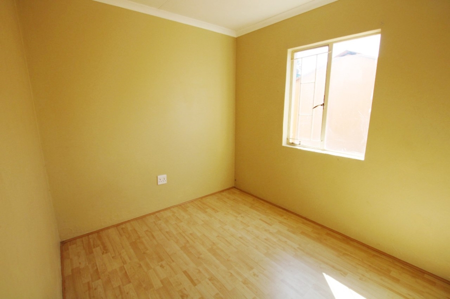 To Let 5 Bedroom Property for Rent in Eden Glen Gauteng