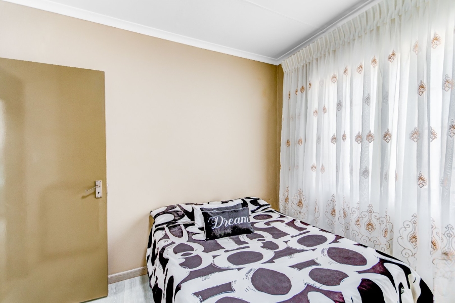 3 Bedroom Property for Sale in Groblerpark Gauteng