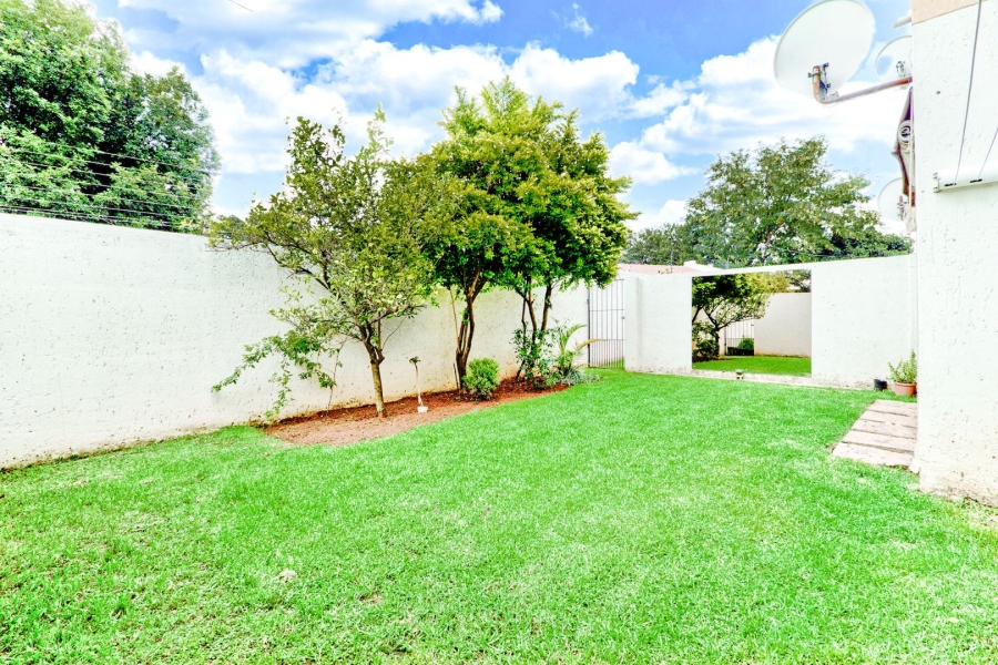 2 Bedroom Property for Sale in Ruiterhof Gauteng