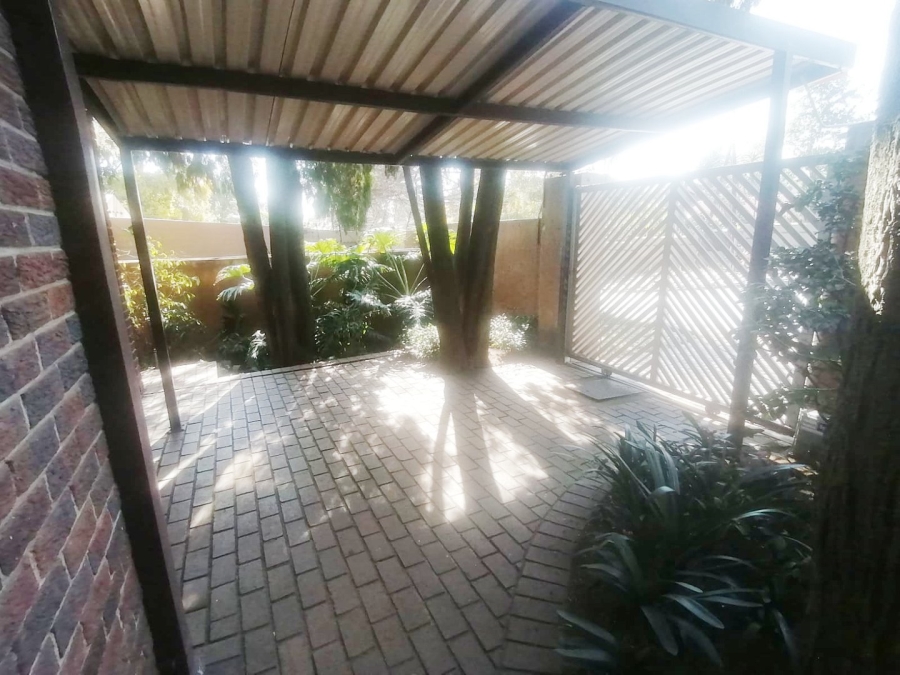 To Let 1 Bedroom Property for Rent in Bedfordview Gauteng