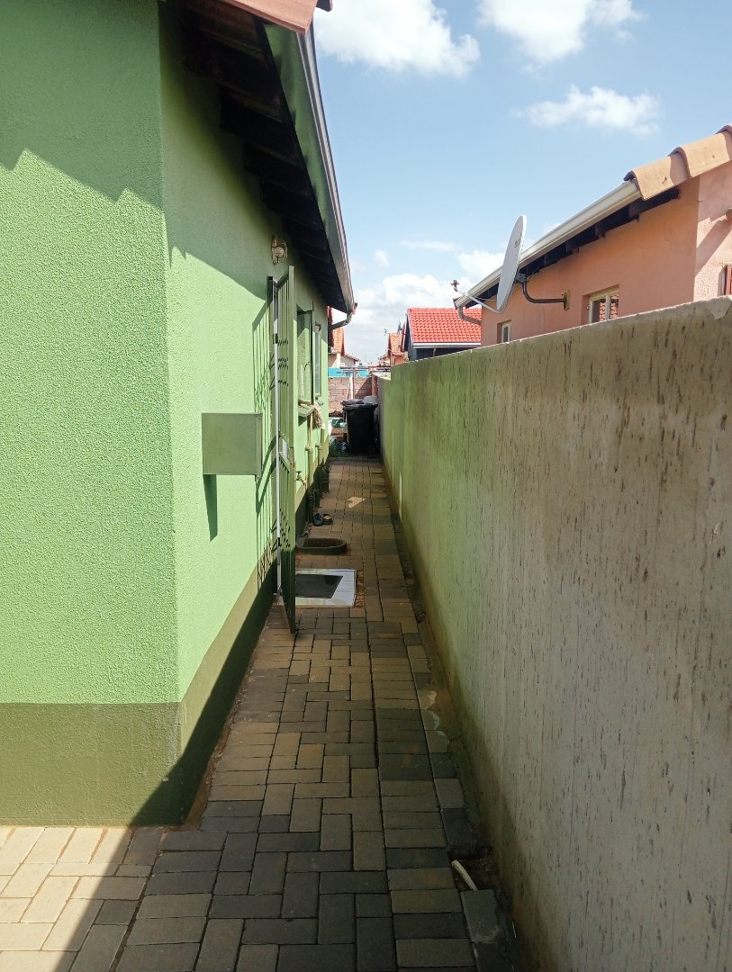 To Let 3 Bedroom Property for Rent in Windmill Park Gauteng