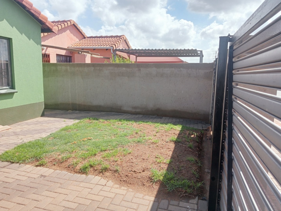 To Let 3 Bedroom Property for Rent in Windmill Park Gauteng