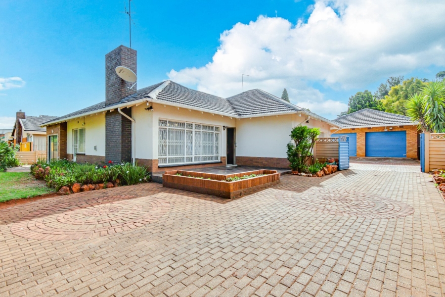 3 Bedroom Property for Sale in Birchleigh Gauteng