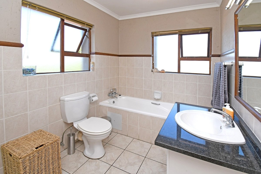 2 Bedroom Property for Sale in Pineslopes Gauteng