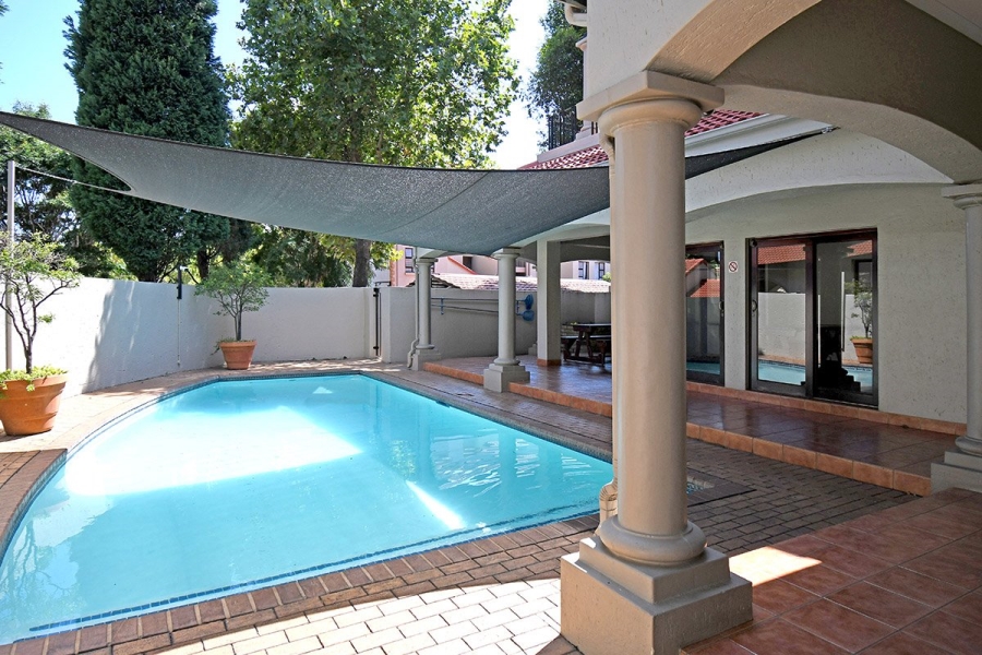 2 Bedroom Property for Sale in Pineslopes Gauteng