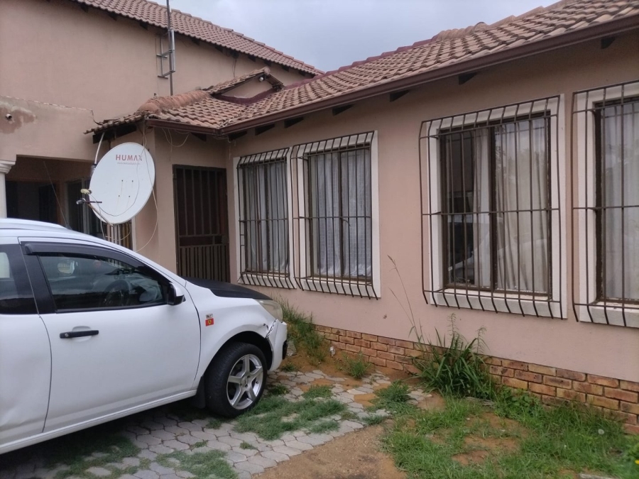 3 Bedroom Property for Sale in Cosmo City Gauteng