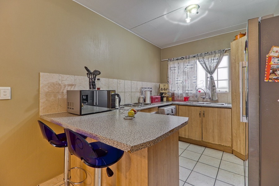 2 Bedroom Property for Sale in Halfway Gardens Gauteng