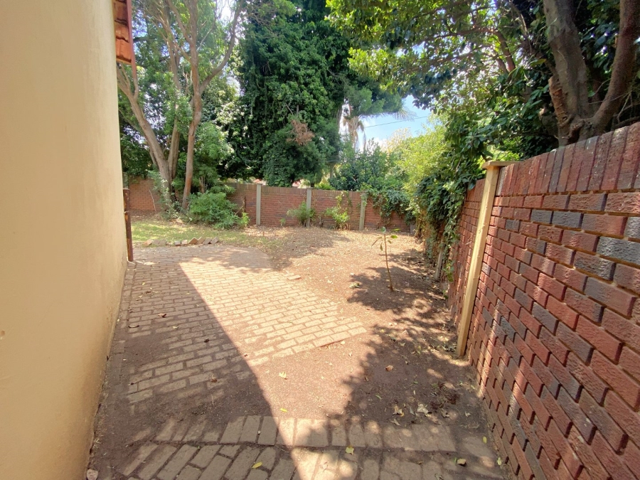 4 Bedroom Property for Sale in Constantia Kloof Gauteng