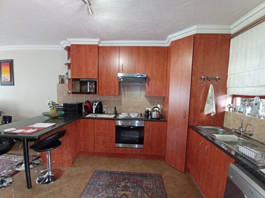 3 Bedroom Property for Sale in Sugar Bush Estate Gauteng