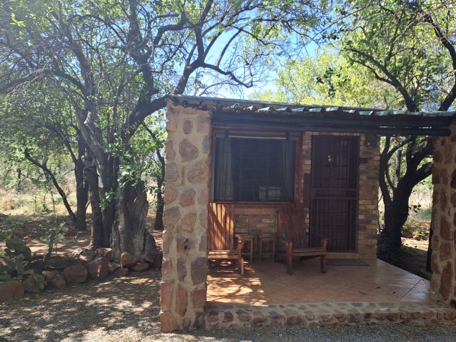 10 Bedroom Property for Sale in Leeuwdrift Gauteng