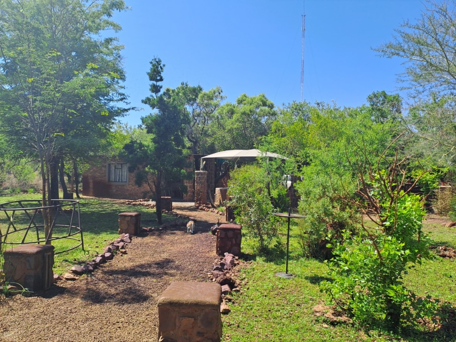 10 Bedroom Property for Sale in Leeuwdrift Gauteng