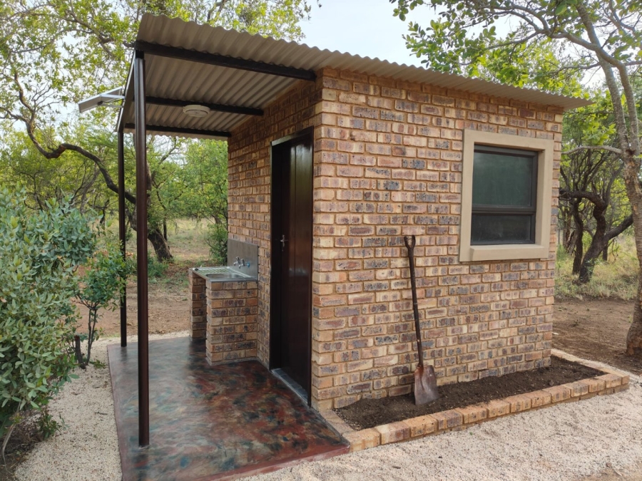 10 Bedroom Property for Sale in Leeuwdrift Gauteng