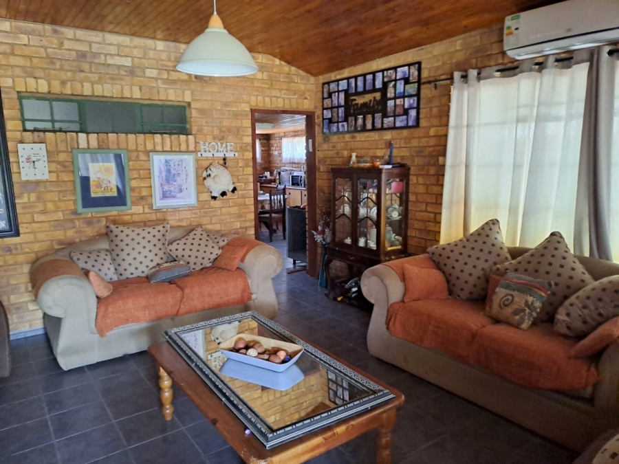 10 Bedroom Property for Sale in Leeuwdrift Gauteng