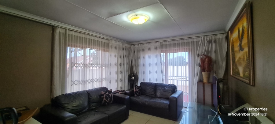 3 Bedroom Property for Sale in Crystal Park Gauteng