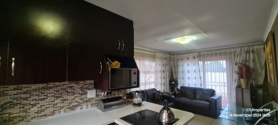 3 Bedroom Property for Sale in Crystal Park Gauteng