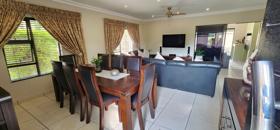 5 Bedroom Property for Sale in Raslouw Gardens Gauteng