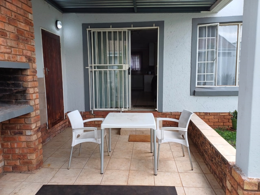 2 Bedroom Property for Sale in Wonderpark Estate Gauteng