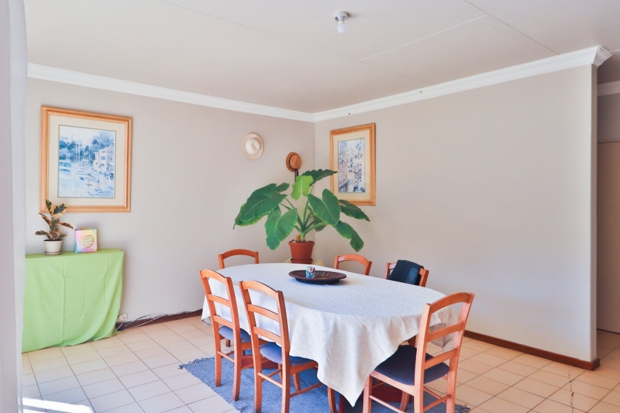 8 Bedroom Property for Sale in Dinokeng Game Reserve Gauteng