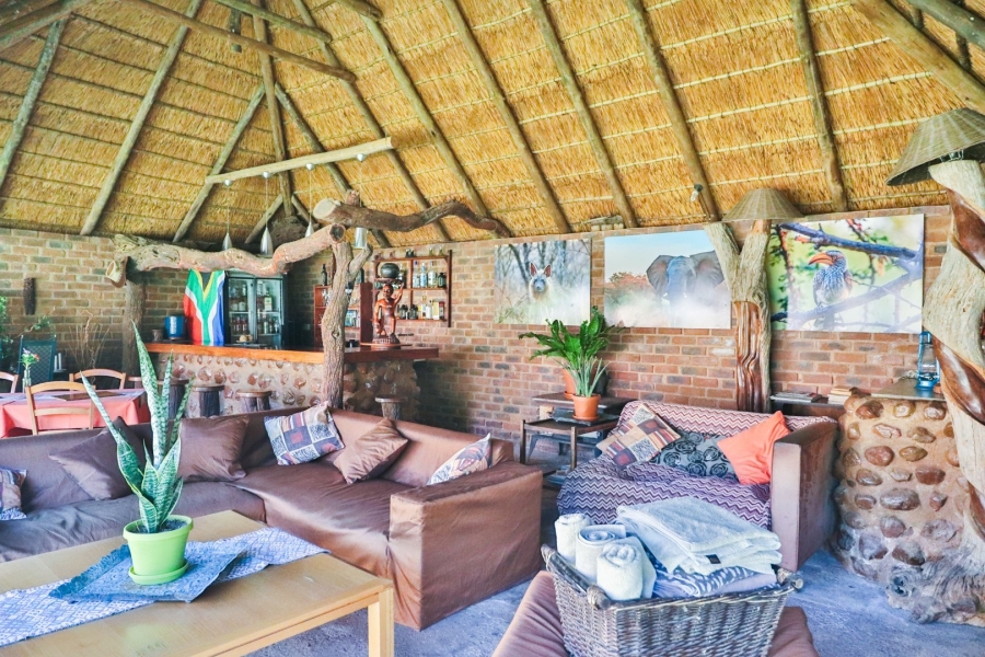 8 Bedroom Property for Sale in Dinokeng Game Reserve Gauteng