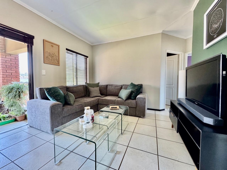 2 Bedroom Property for Sale in Glenvista Gauteng