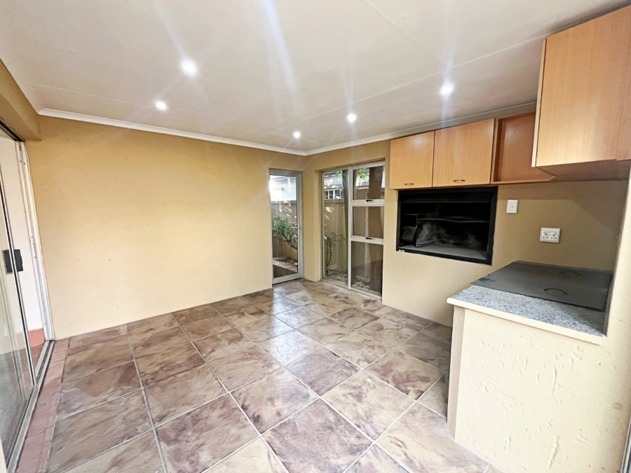 3 Bedroom Property for Sale in Amberfield Gauteng