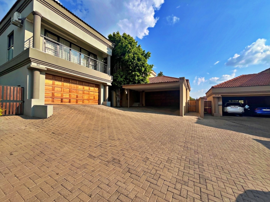 3 Bedroom Property for Sale in Amberfield Gauteng