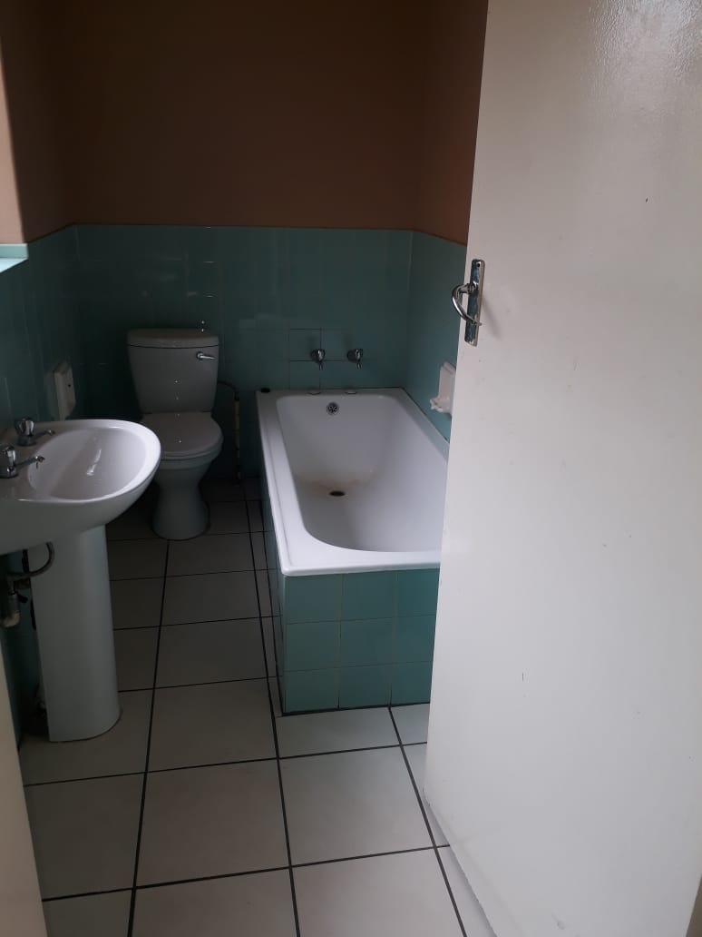 1 Bedroom Property for Sale in Florida Gauteng