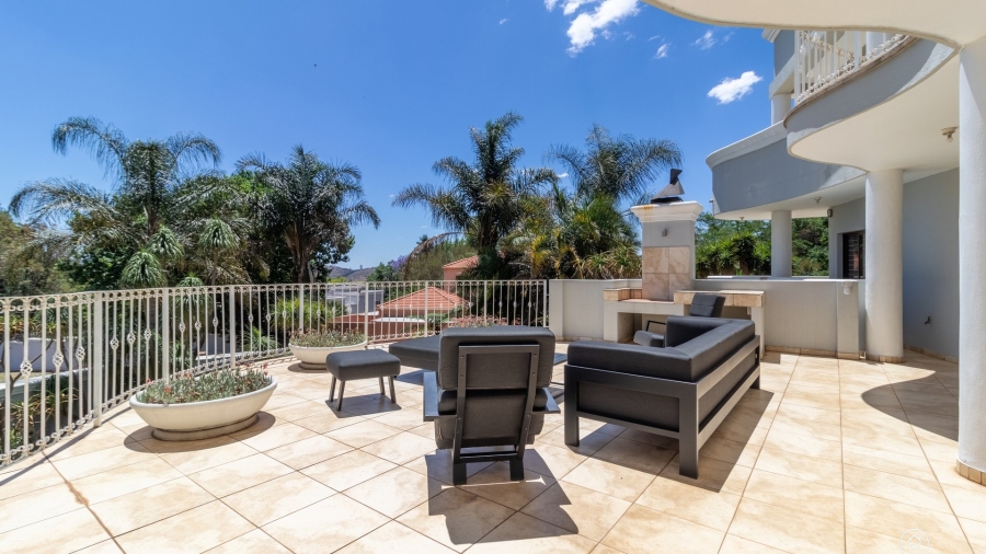 5 Bedroom Property for Sale in Bedfordview Gauteng