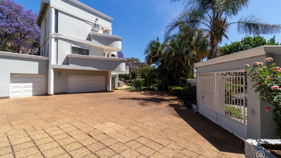 5 Bedroom Property for Sale in Bedfordview Gauteng