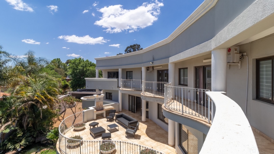 5 Bedroom Property for Sale in Bedfordview Gauteng