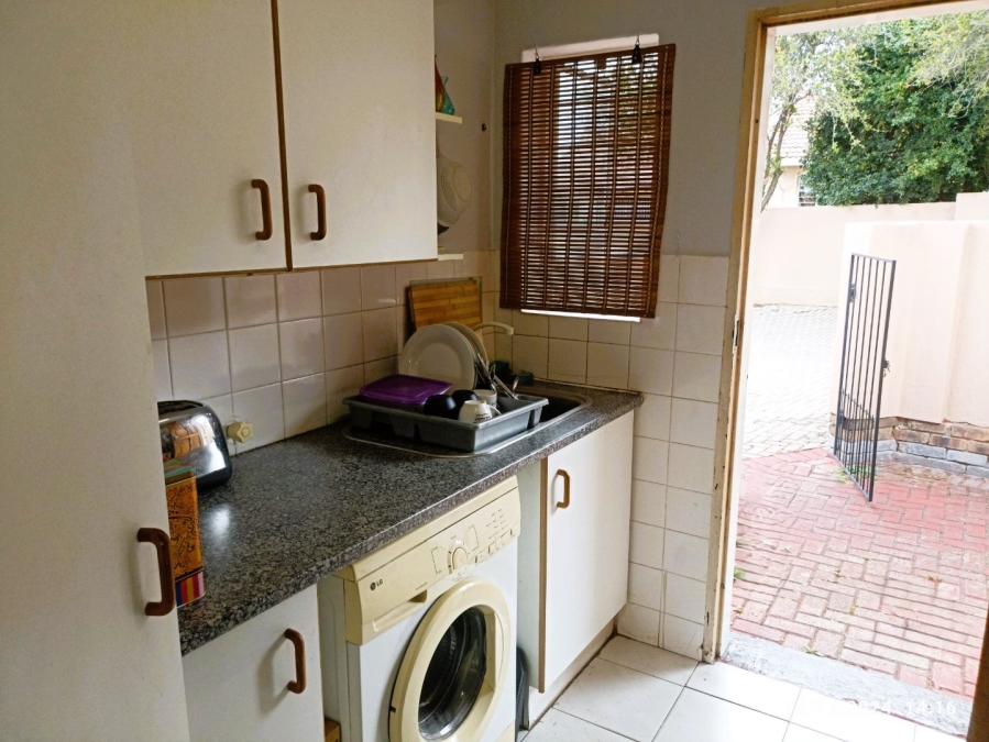 To Let 2 Bedroom Property for Rent in Northwold Gauteng