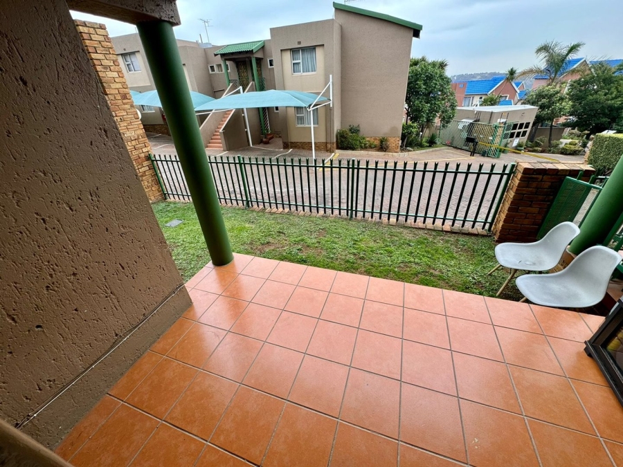 2 Bedroom Property for Sale in Winchester Hills Gauteng