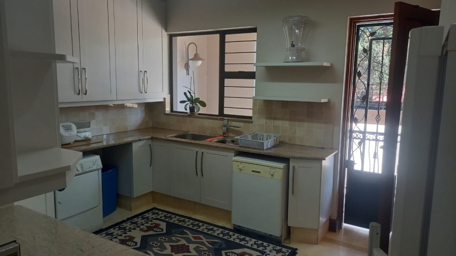 5 Bedroom Property for Sale in Bedfordview Gauteng