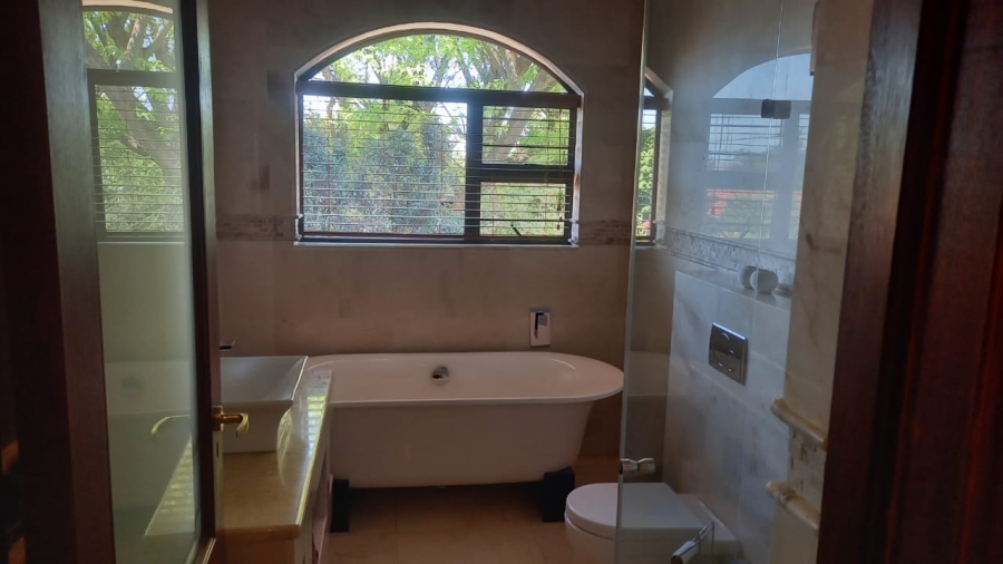 5 Bedroom Property for Sale in Bedfordview Gauteng